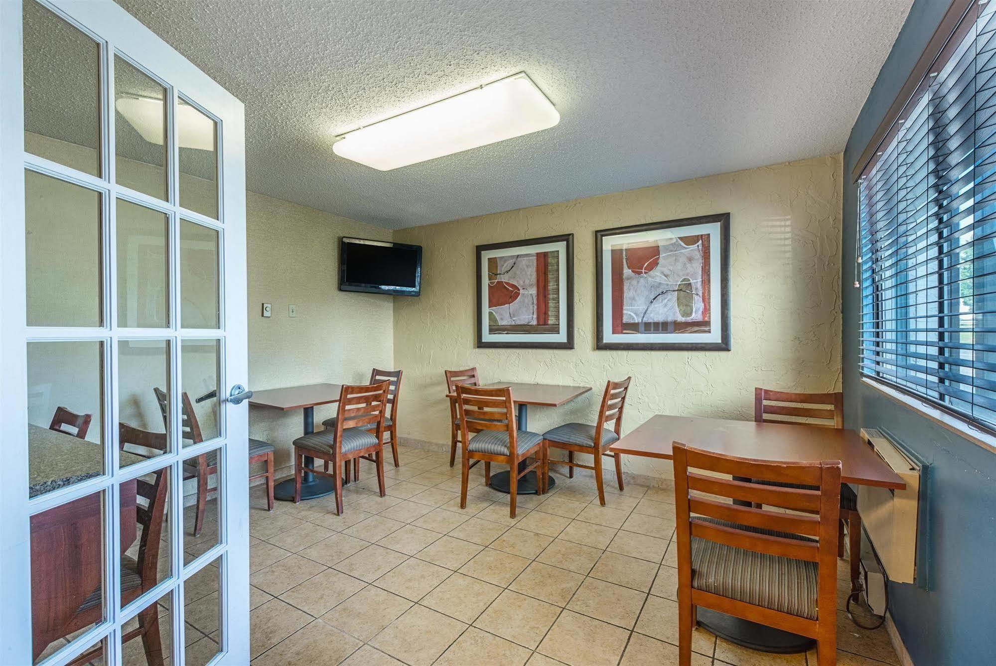Rodeway Inn Cascade Extérieur photo